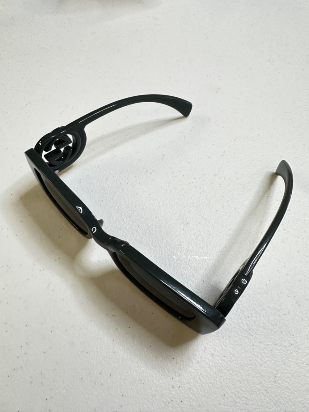 Gucci Gray Rectangular Logo-Accent Sunglasses - Picture 4 of 5